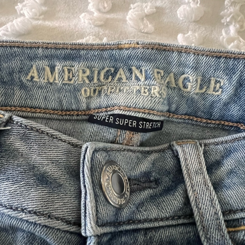 American Eagle Outfitters Women's Blue Jeans - Picture 4 of 8